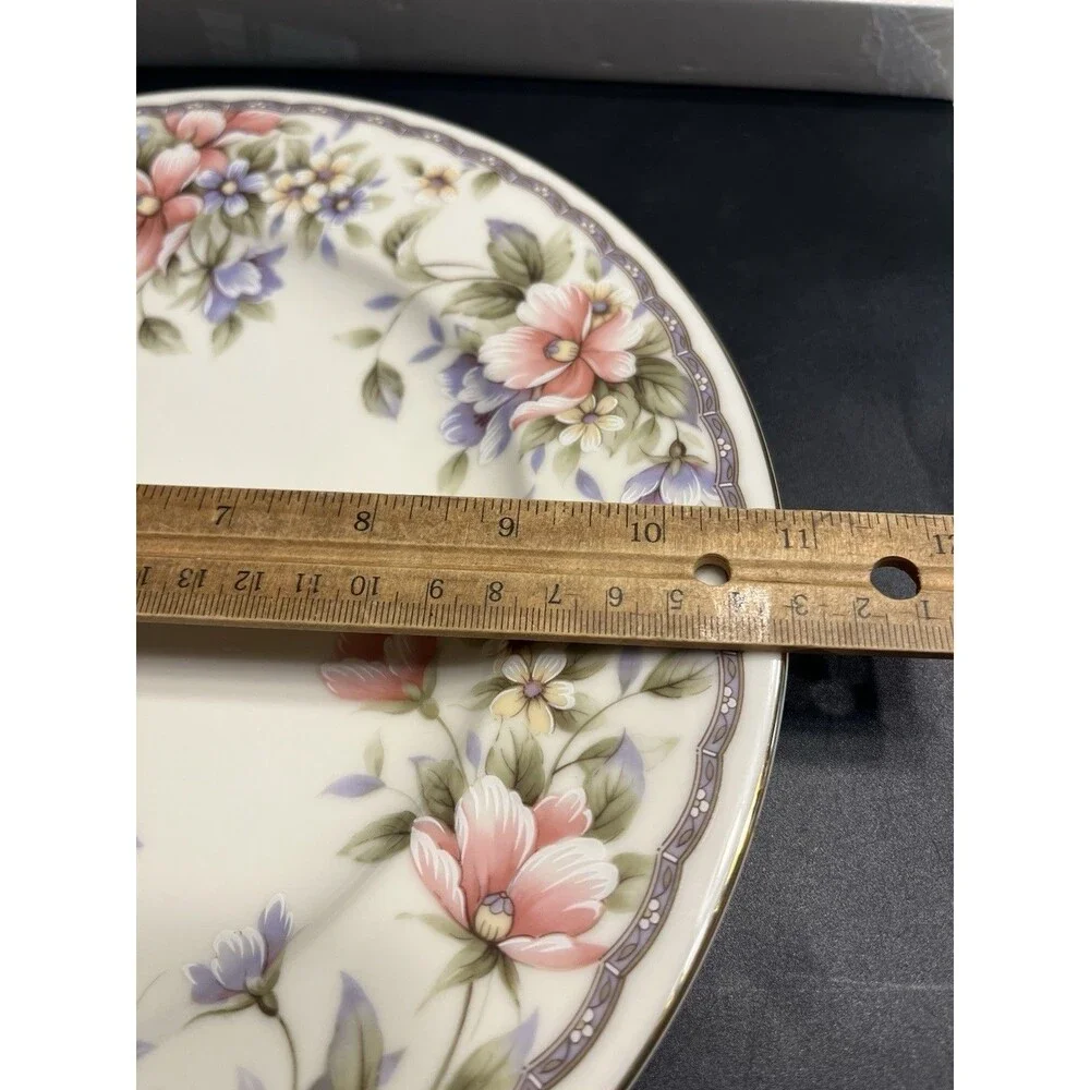 Andrea by Sadek Floral 11” Cake Dessert Plate With Server Spatula